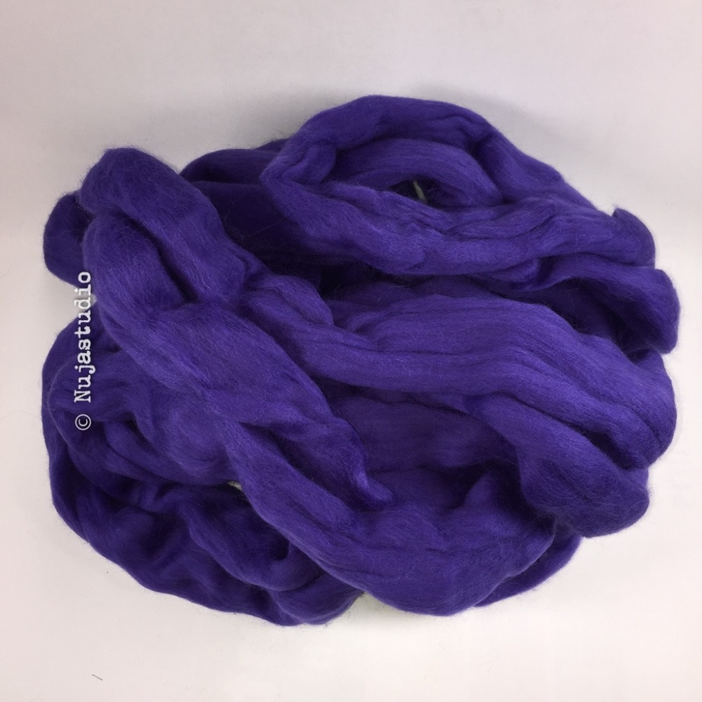 Violet Merino Wool Combed Top Roving Spinning 4 oz